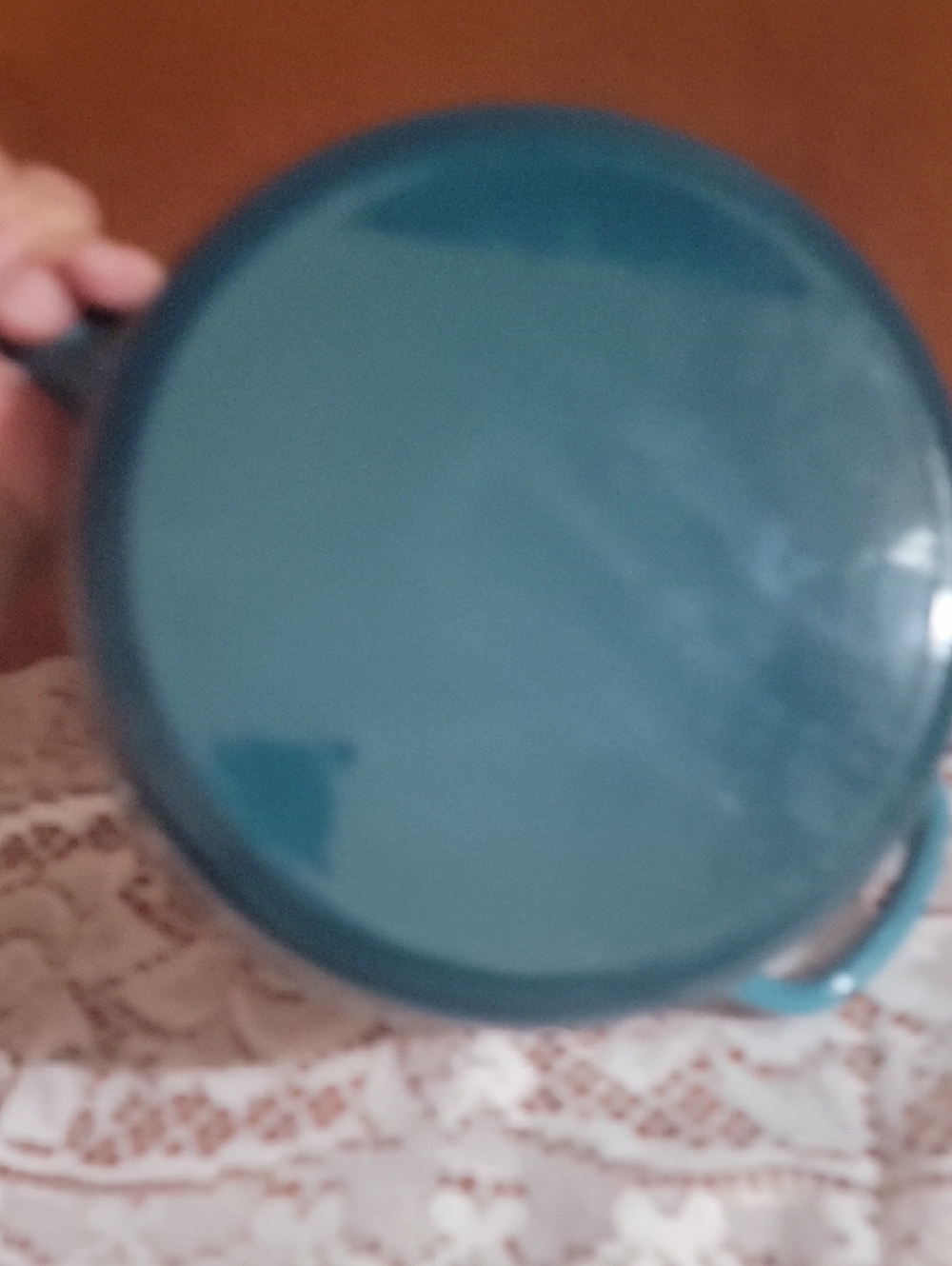 Basque Teal Enamel Saucepan with Lid 2 Qt - Picture 5 of 8